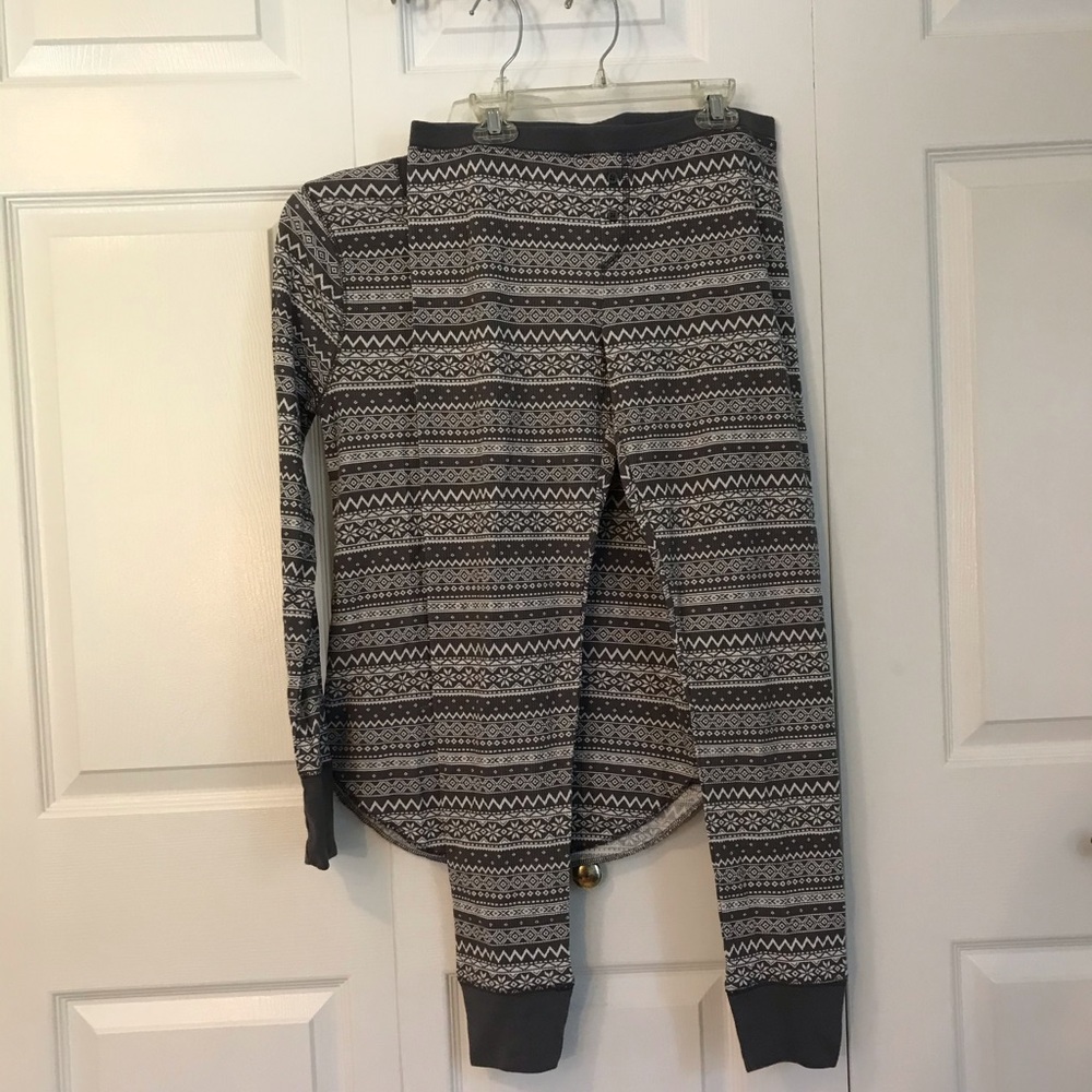 NWOT Medium Old Navy Thermal Pajama Set